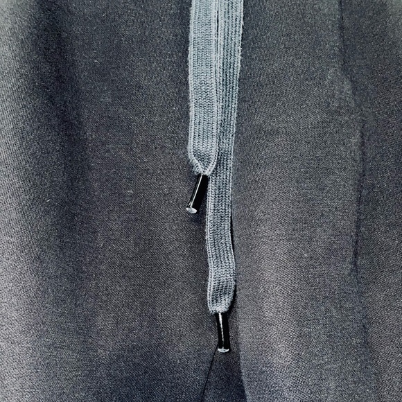 Fabletics Black Joggers - Picture 3 of 5